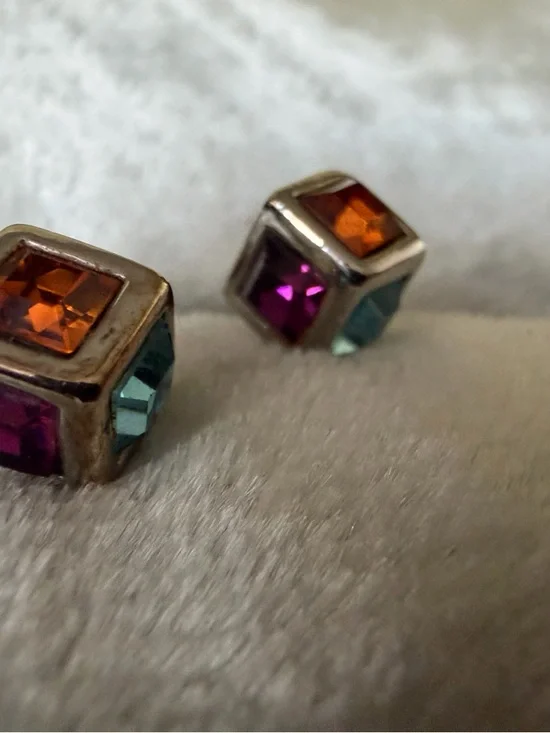 Lia Sophia Kiam Family "Lia" Silver Tone w/Cut Crystals Stud Earrings - Picture 7 of 7